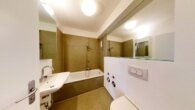 Vermietet - Meine perfekte Stadtwohnung - Blick ins Badezimmer