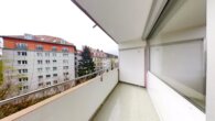 Verkauft - Gelegenheit in Neuhausen – Apartment mit Renovierungsbedarf und optimalen Vermietungspotential - Balkon